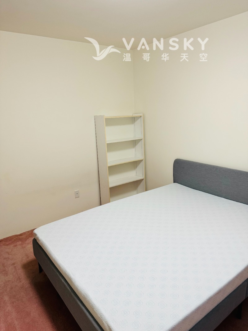 260501144204_bedroom 2-2.jpg